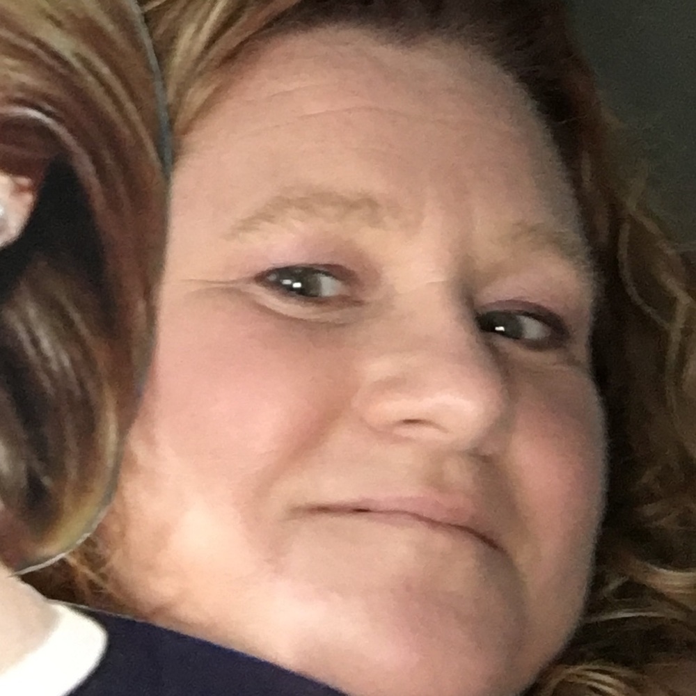 Meet your Posher, Elaine